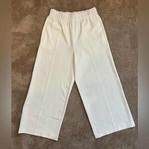 NWOT, H&M cropped wide leg pants, US size 4, white